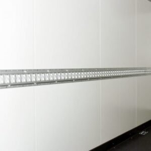 Reboque Furgão Vezeko VK Sandwich Black – 184 × 405 × 205 cm – 2,7 t – Portas