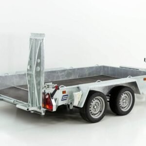 Reboque Porta-Máquinas Variant Maxi Load – 161 × 305 cm – 3,5 t – Rampas e Traseira Beavertail