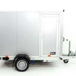 Reboque Furgão Vezeko VK – 152 × 255 × 160 cm – 1,3 t – Rampa e Porta Lateral