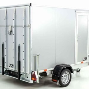 Reboque Furgão Vezeko VK – 152 × 255 × 160 cm – 1,3 t – Rampa e Porta Lateral
