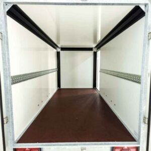 Reboque Furgão Henra Boxvan Black – 183 × 365 × 190 cm – 2,7 t – Portas