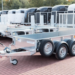 Reboque Porta-Máquinas Ifor Williams GD85 – 158 × 250 cm – 2,7 t – Rampa