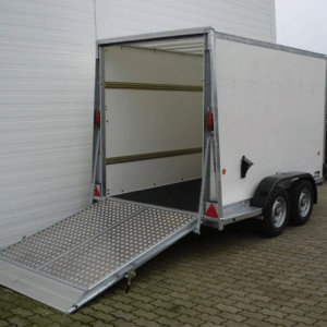 Ifor Williams Reboque Furgão BV H:183cm 2,7t – Rampa/Portas –