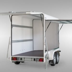 Reboque Furgão CITY – Carroçaria Monocoque em Poliéster