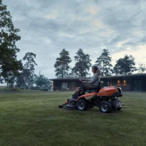 Corta-Relva Frontal Profissional Husqvarna R 216T AWD – Unidade Base