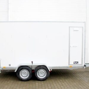 Reboque Furgão Altura:190cm 2,7t – 100km/h – Rampa