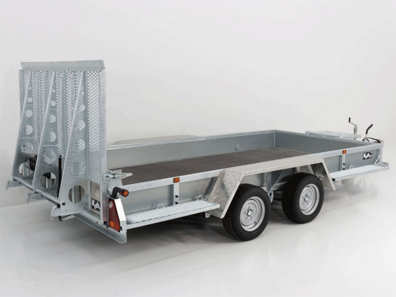 Reboque Porta-Máquinas Variant Maxi Load – 180 × 400 cm – 3,5 t – Rampa e Piso de Madeira