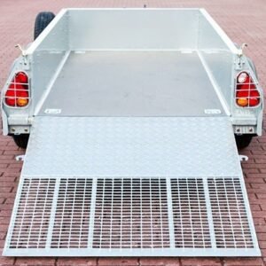 Reboque Porta-Máquinas Ifor Williams GD85 – 158 × 250 cm – 2,7 t – Rampa