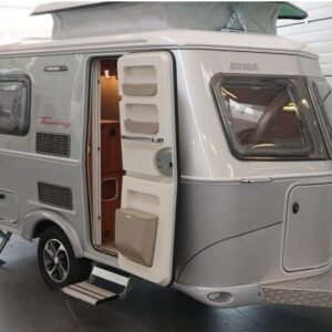 Caravana ERIBA Reisefamilie 320 – 4 Lugares para Dormir