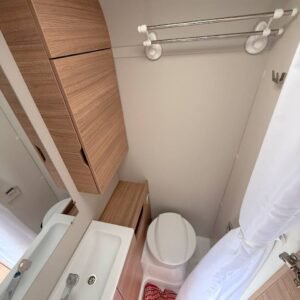 Caravana Weinsberg CaraOne 390 QD – 4 Lugares