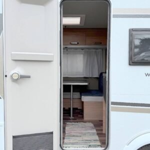 Caravana Weinsberg CaraOne 390 QD – 4 Lugares