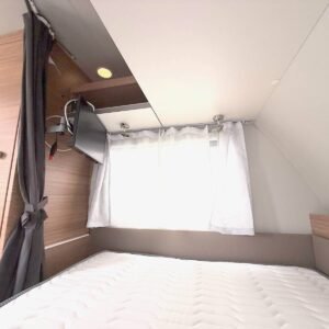 Caravana Weinsberg CaraOne 390 QD – 4 Lugares