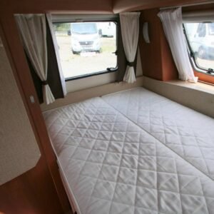 Caravana Hobby Excellent 440 SFr – 4 Lugares