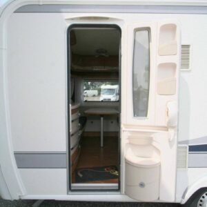 Caravana Hobby Excellent 440 SFr – 4 Lugares