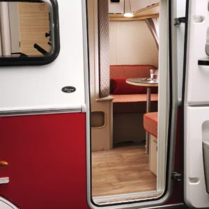 Caravana ERIBA Touring 542 – 3 Lugares para Dormir