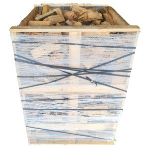 Kaminholz 25 cm gestapelt und trocken – 160 × 125 × 125 cm